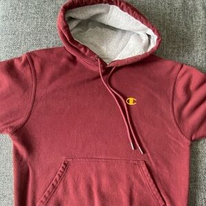 Champion Embroidered Gold Logo Sz.S